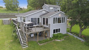  Photo 44