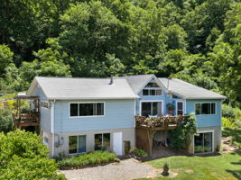  Photo 0