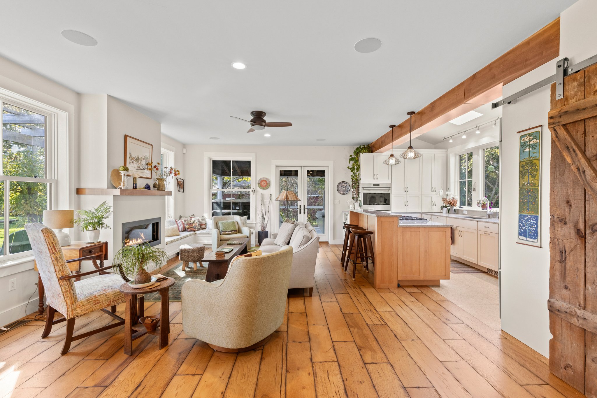 Open Living Room/Kitchen