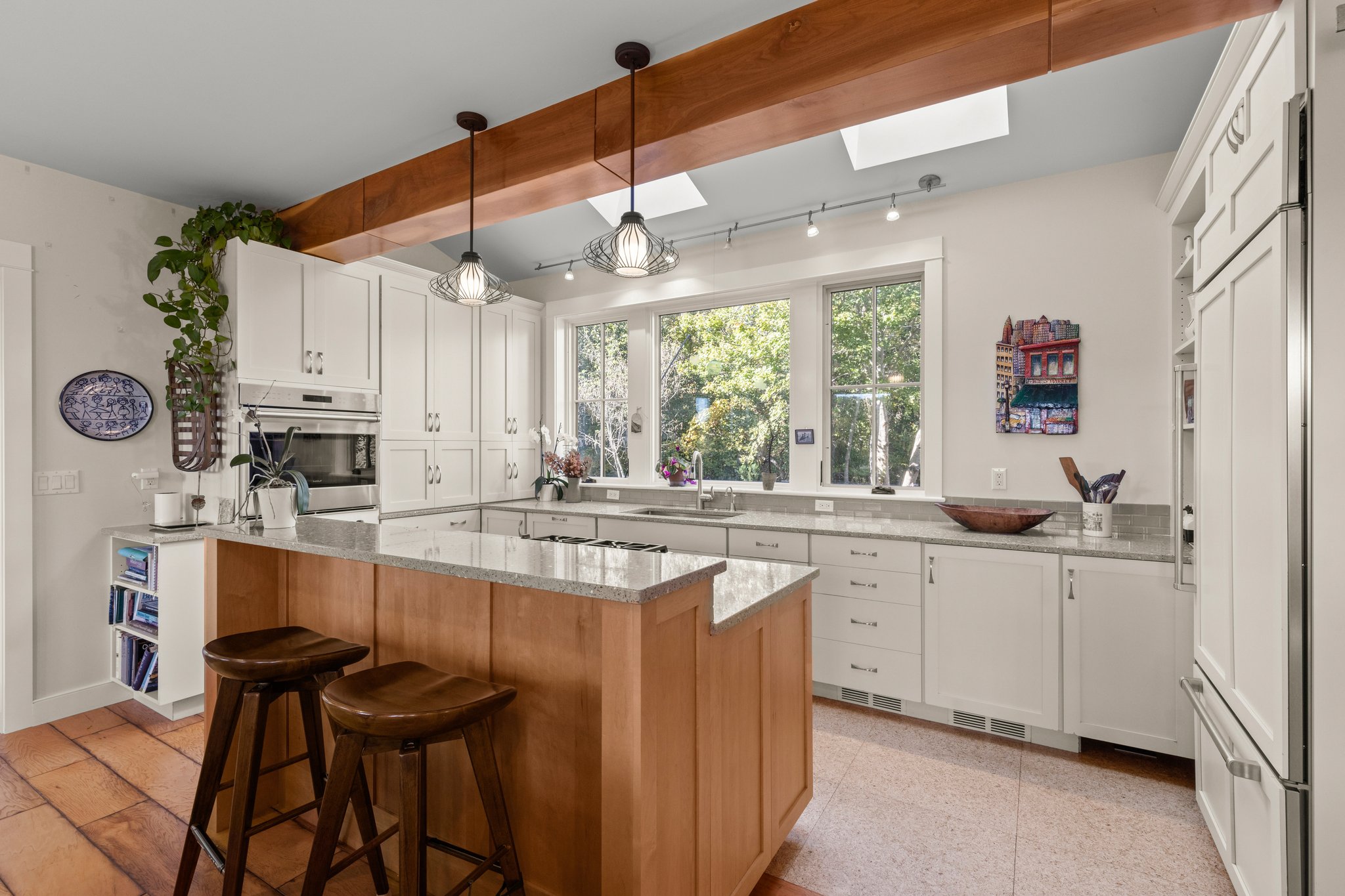 Kitchen with Island