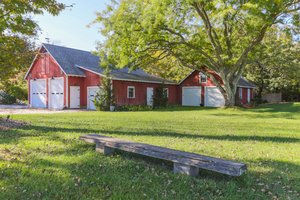 Barn