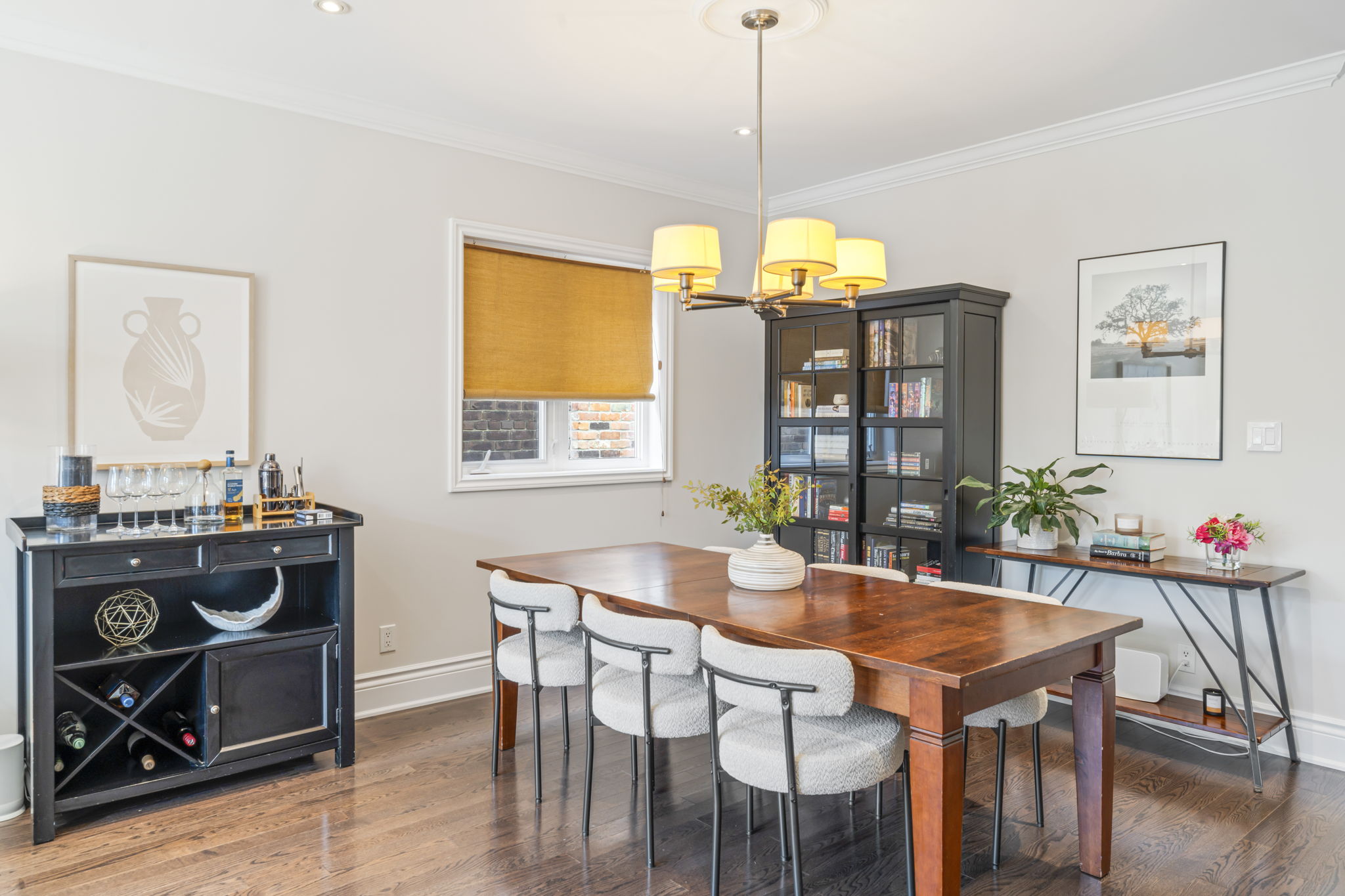 46 Taunton Rd Toronto, ON M4S 2P1