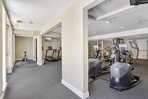 W Julian St 217-0906-906.jpg