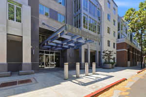 002_F8_46 W Julian St 427