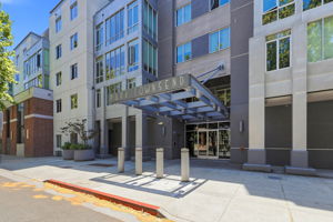 003_F8_46 W Julian St 427