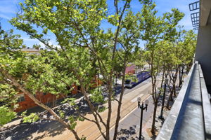 041_F8_46 W Julian St 427