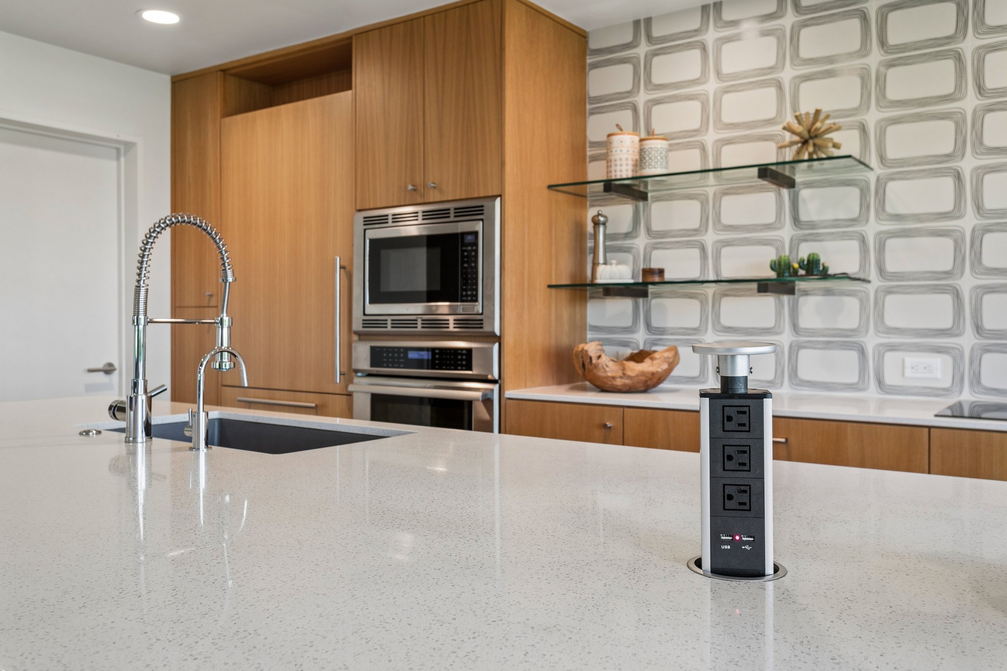 46 W Tam Oshanter Dr - 019.jpg