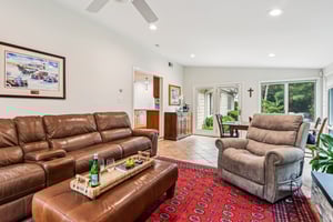 Whitehall Blvd-1106-012.jpg