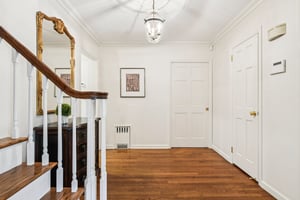 Whitehall Blvd-1106-026.jpg