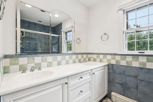 Whitehall Blvd-1106-037.jpg