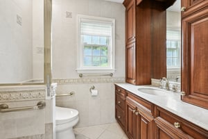 Whitehall Blvd-1106-045.jpg