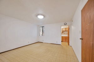  Photo 37