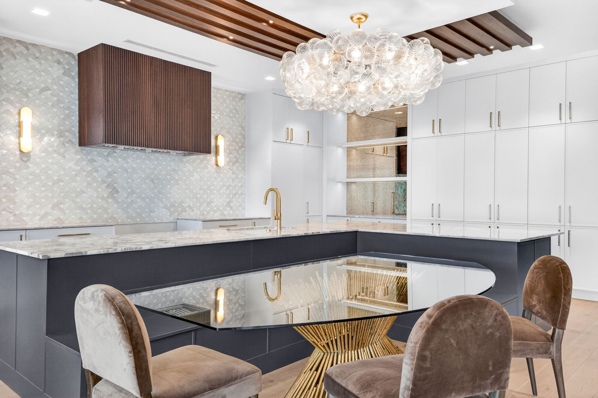 Breakfast Nook 2