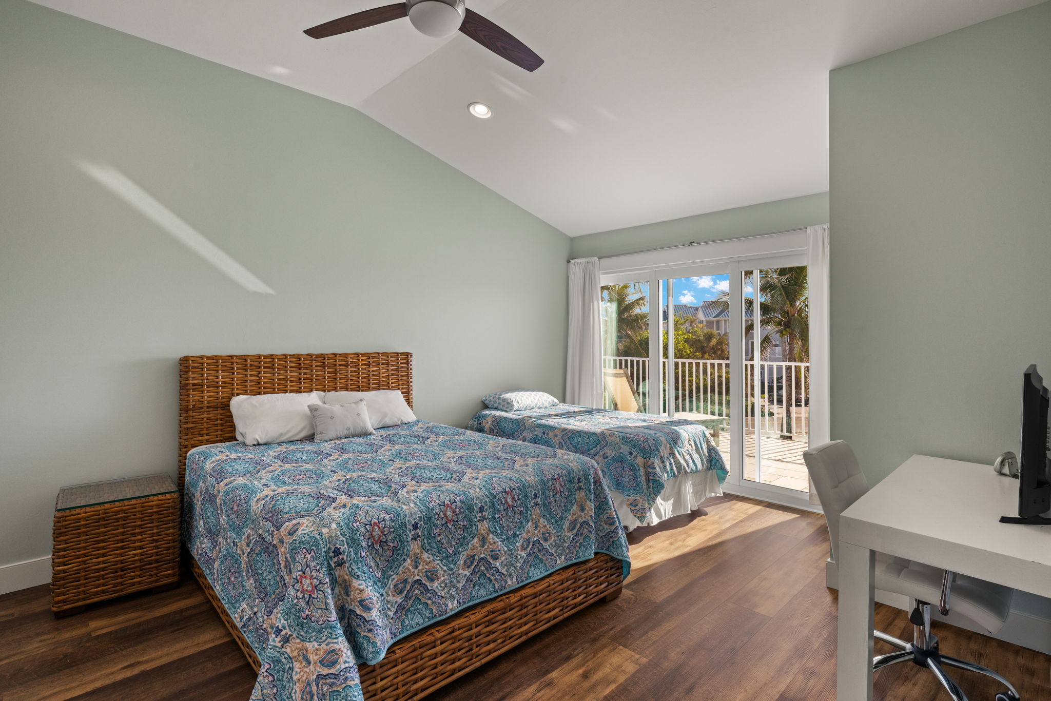 Guest Bedroom 2 - 1 of 2