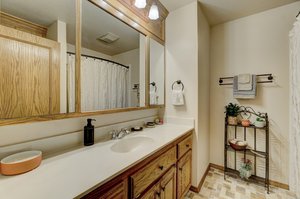  Photo 49