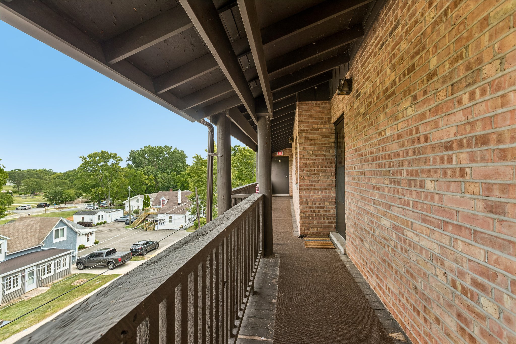 N Main St N403A-S2507-032.jpg