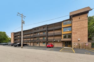 N Main St N403A-S2507-001.jpg