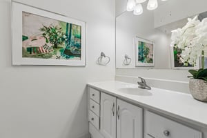 N Main St N403A-S2507-015.jpg