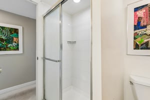 N Main St N403A-S2507-016.jpg