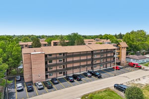 N Main St N403A-S2507-033.jpg