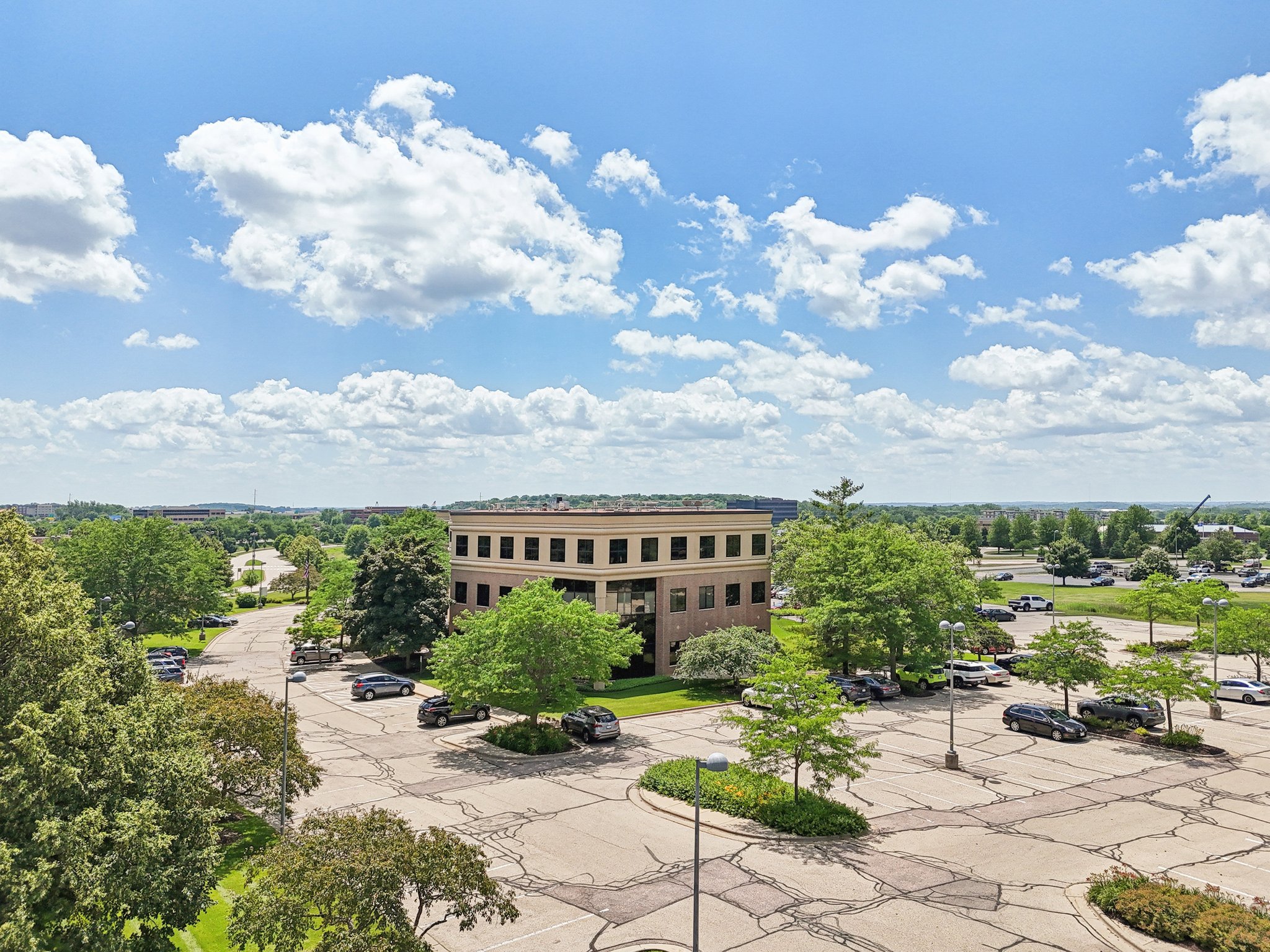 American Pkwy-S0207-008.jpg