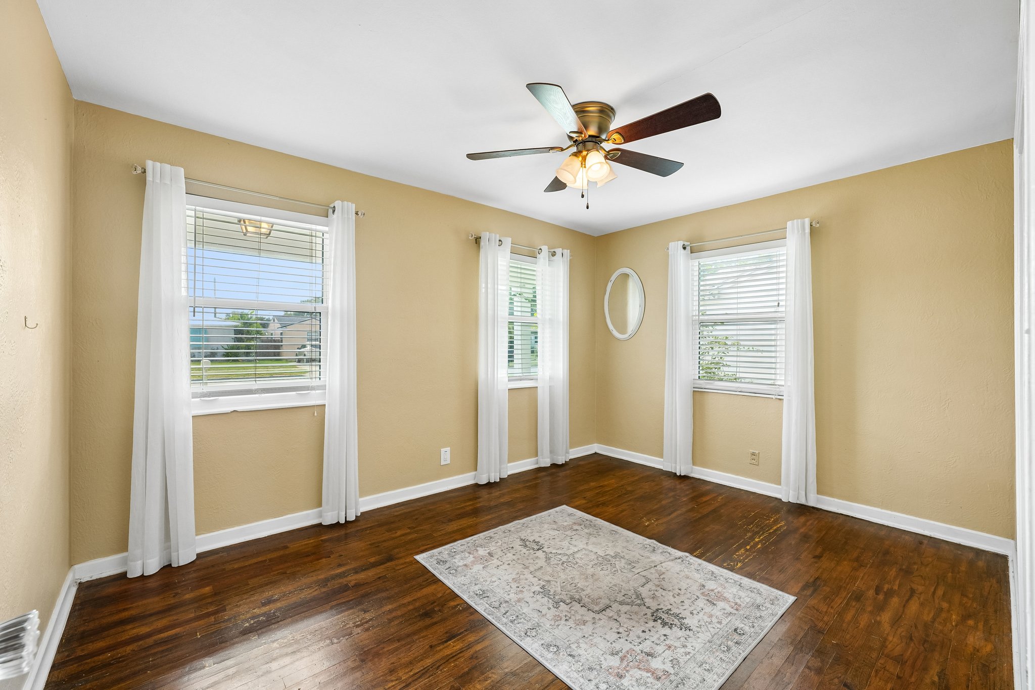 16th Ave-S2910-026.jpg