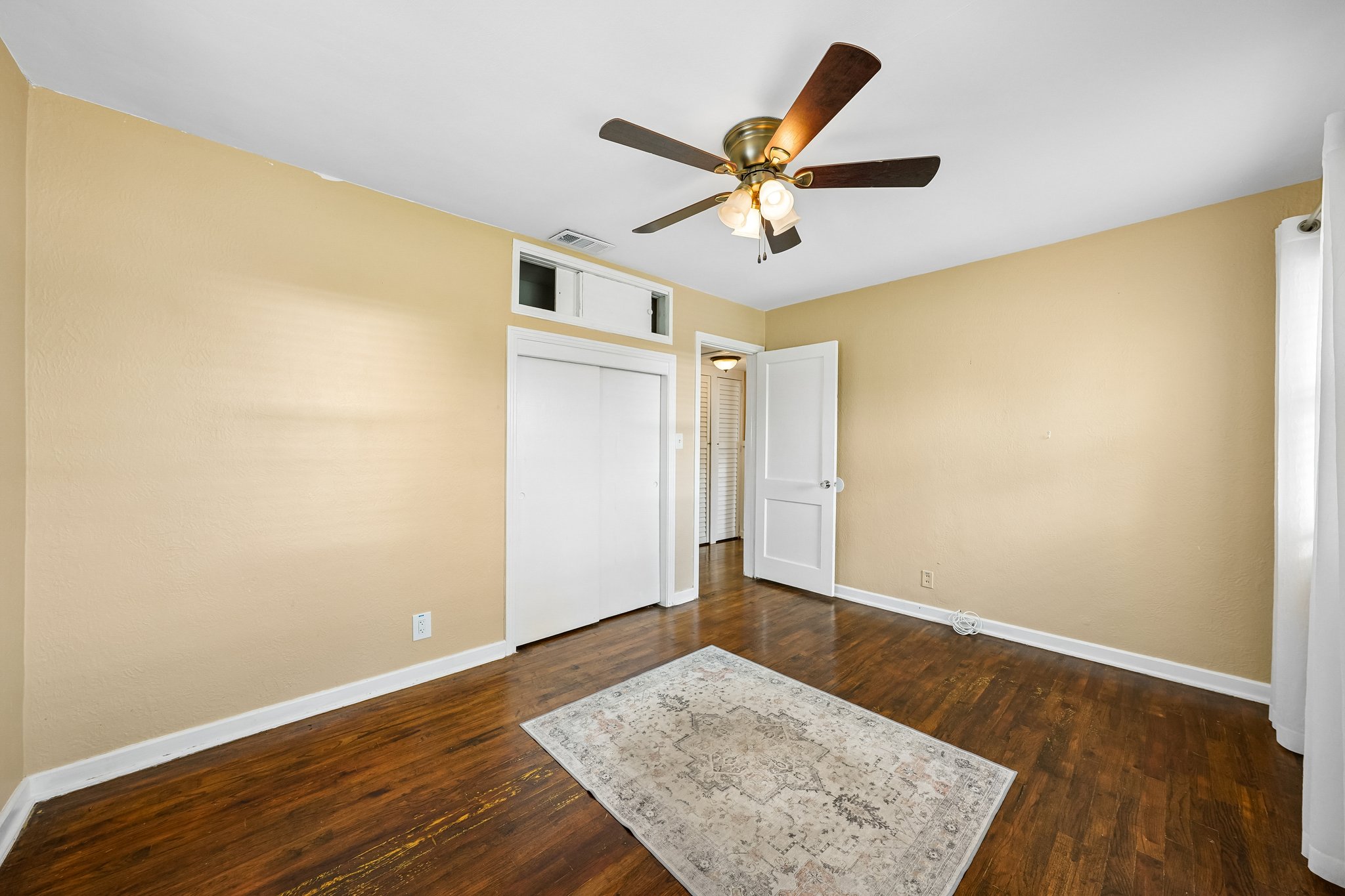 16th Ave-S2910-028.jpg