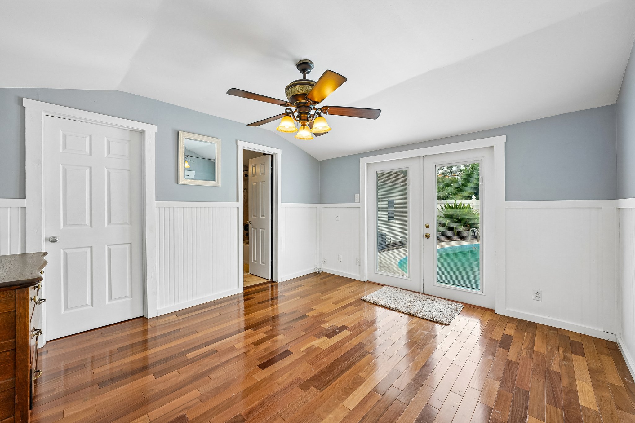16th Ave-S2910-031.jpg