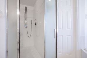  Photo 49