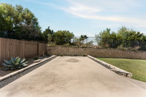  Photo 34