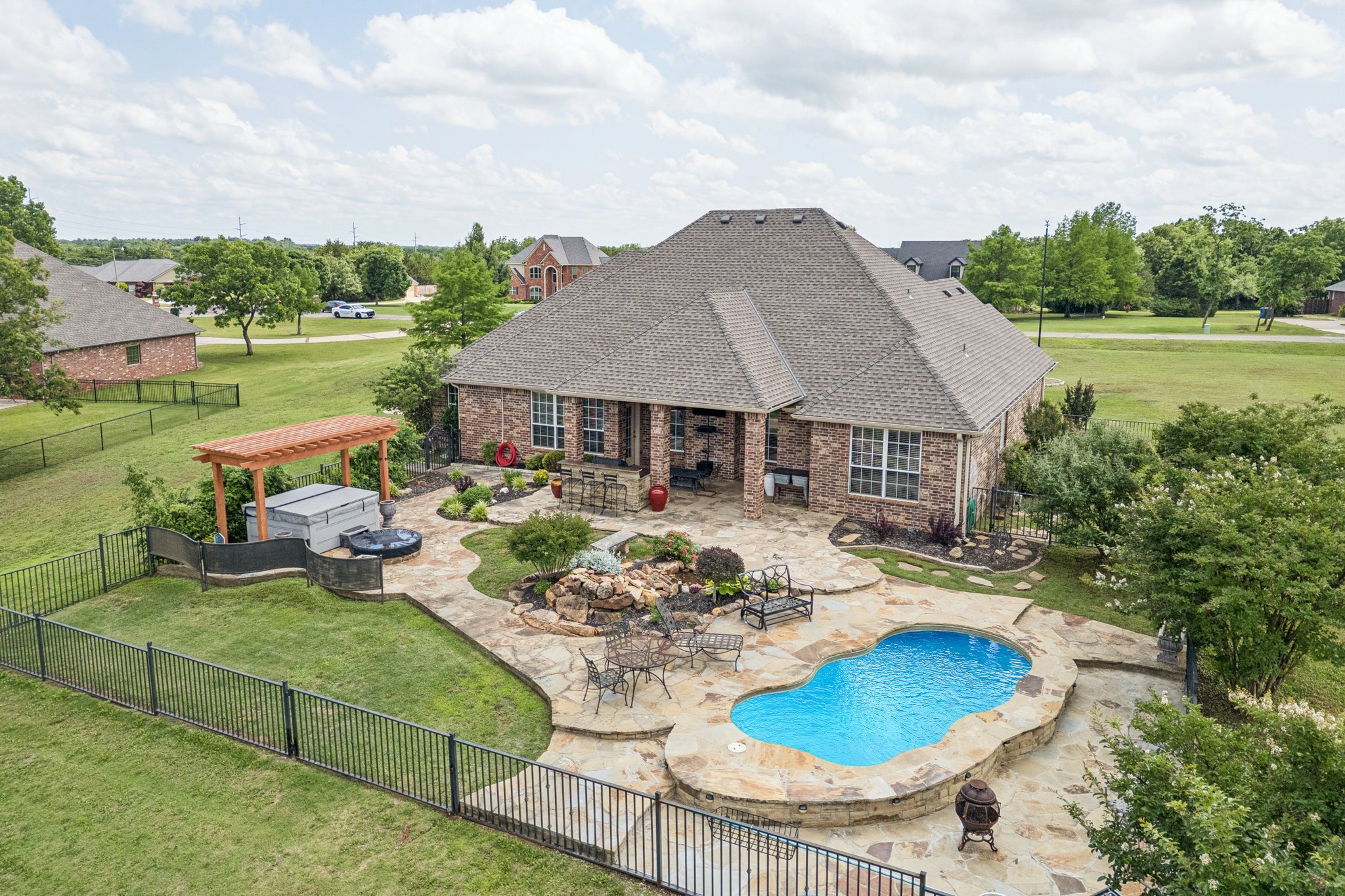 4601 Highland Hills Dr_009 (2).jpg