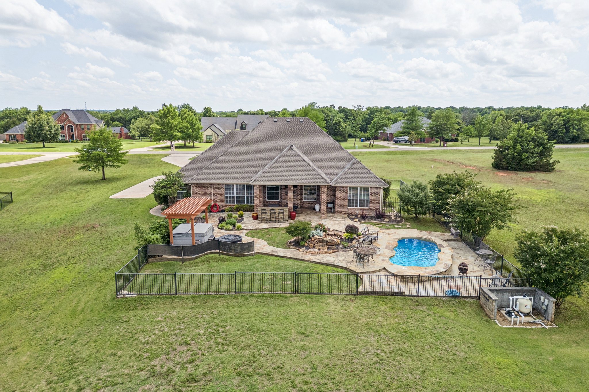 4601 Highland Hills Dr_010 (2).jpg