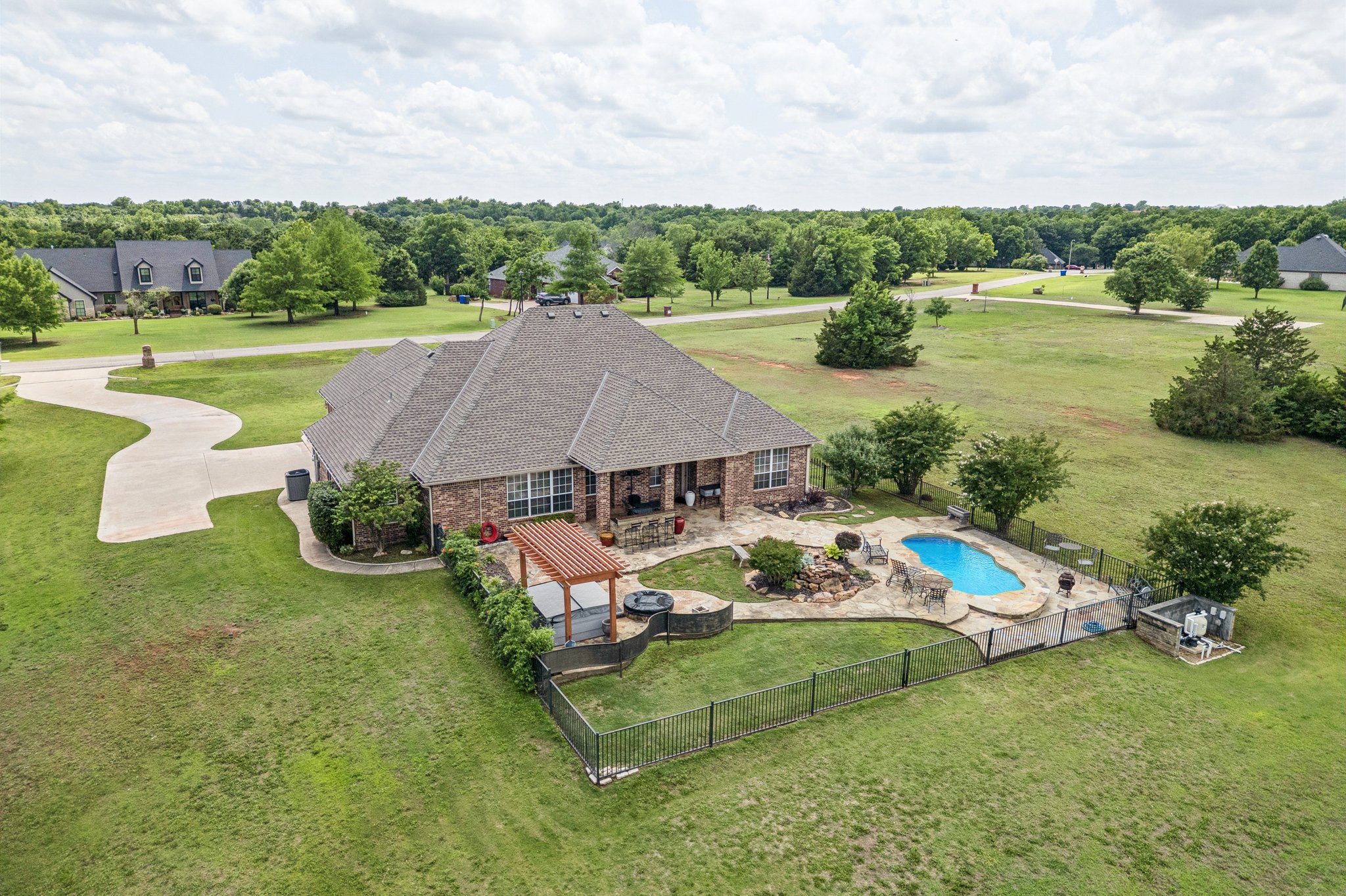 4601 Highland Hills Dr_011 (2).jpg