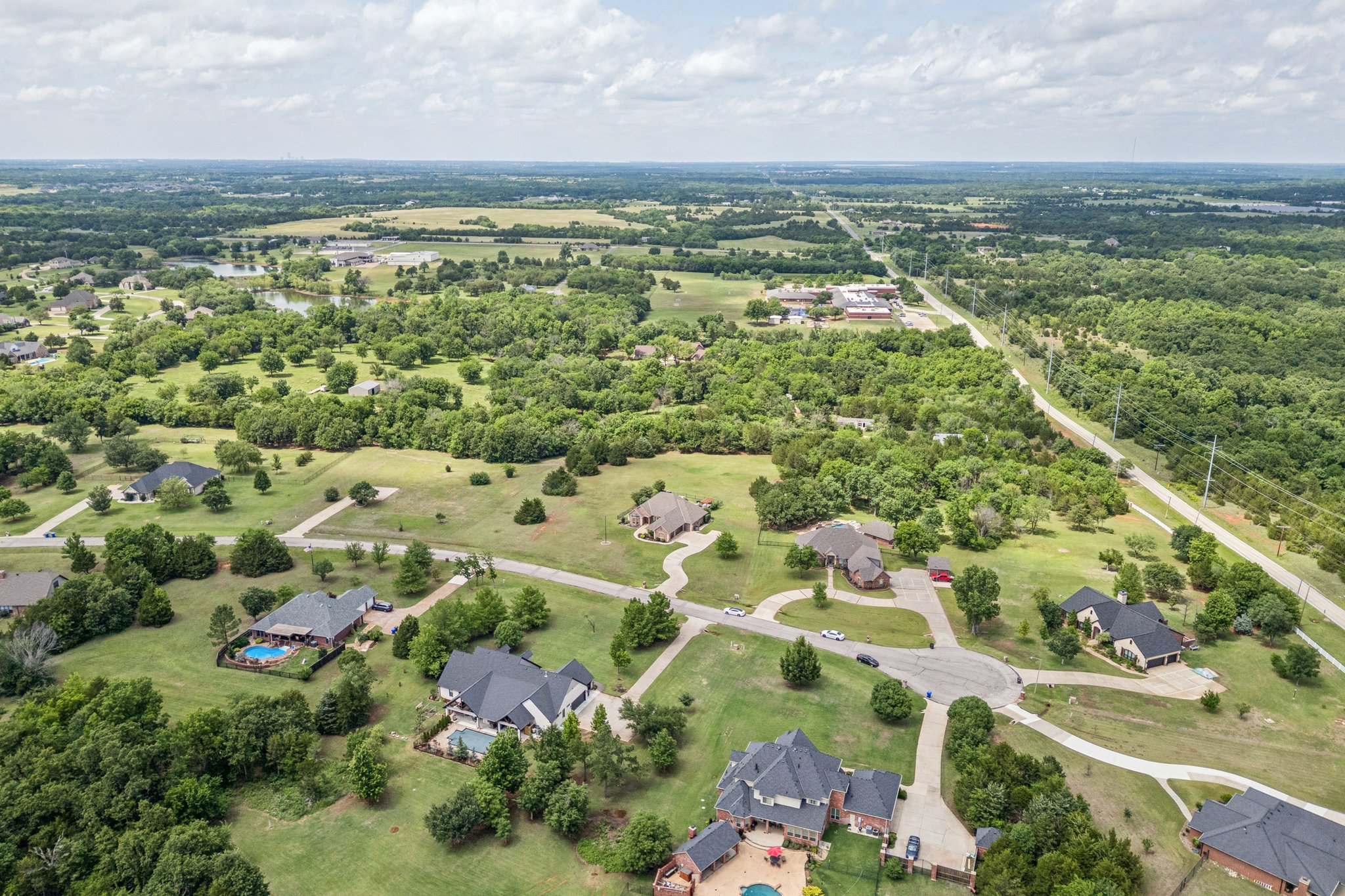 4601 Highland Hills Dr_023 (2).jpg