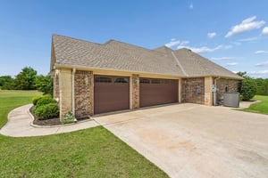 4601 Highland Hills Dr_001.jpg