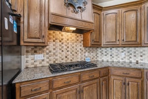 4601 Highland Hills Dr_013.jpg