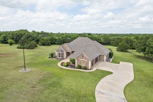 4601 Highland Hills Dr_006 (2).jpg