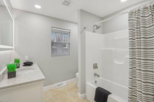 N Ball Ave-1604-014.jpg