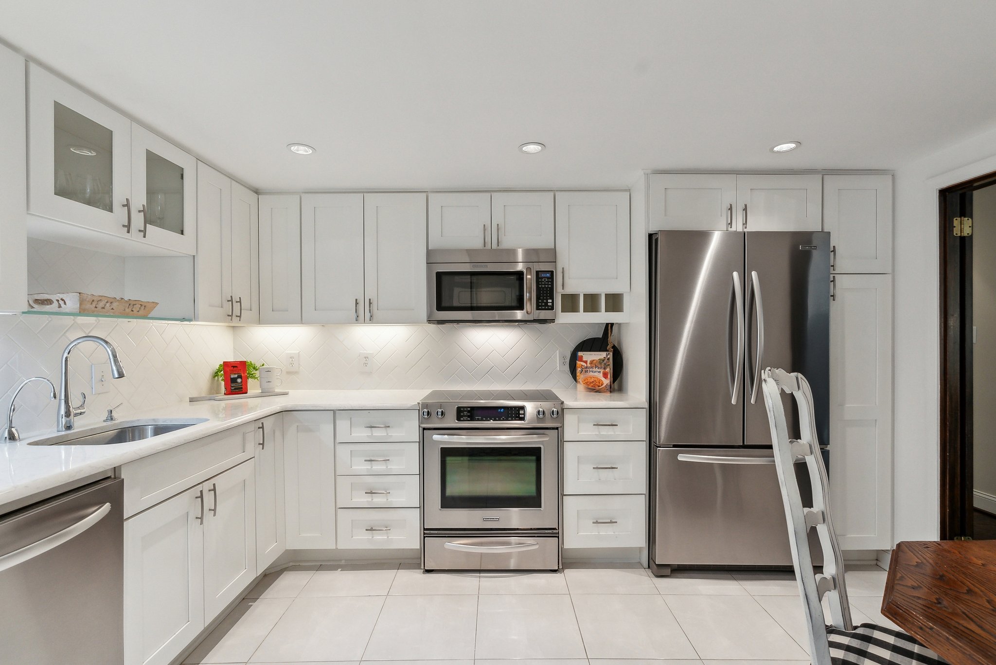 Beautifully Renovated Kitchen