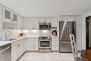 Beautifully Renovated Kitchen