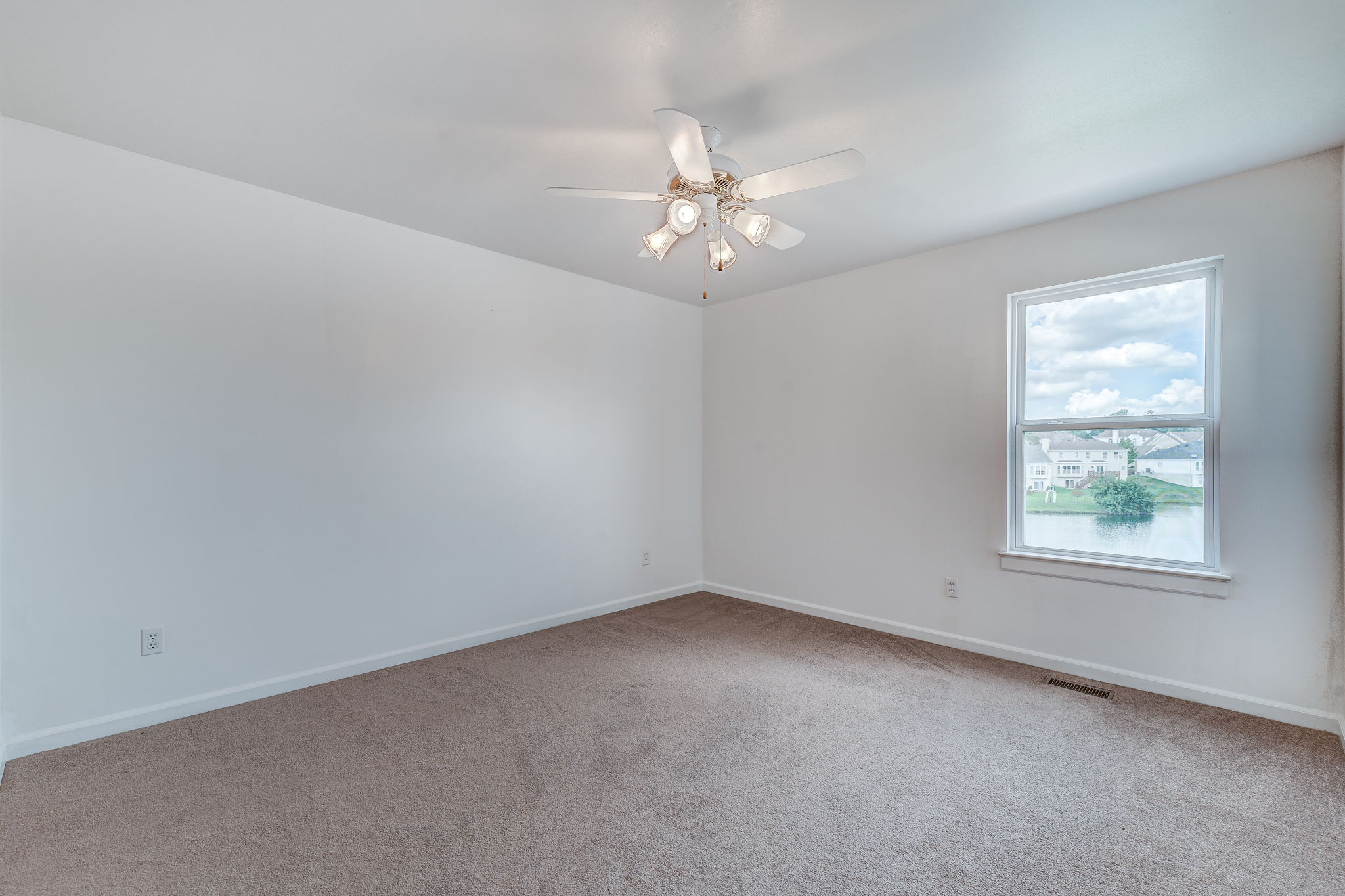 4602 Behlmann Farms Blvd, Florissant, MO 63034 ArchiPix