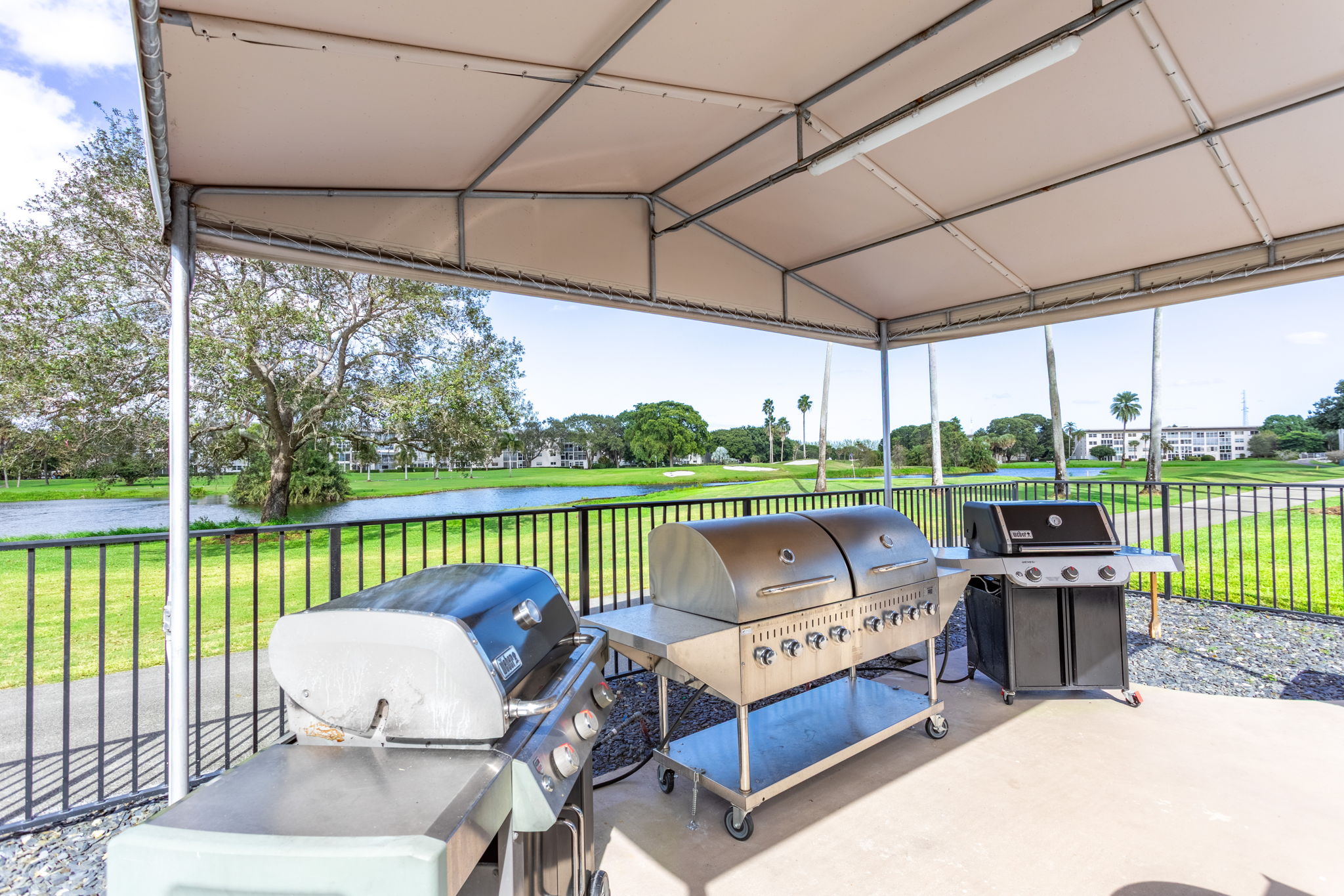 Wynmoor BBQ-