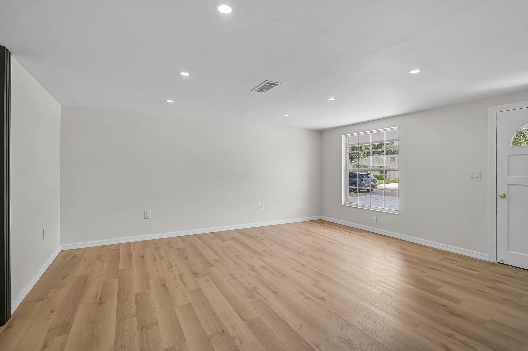 4603 Atlantic Ave-8