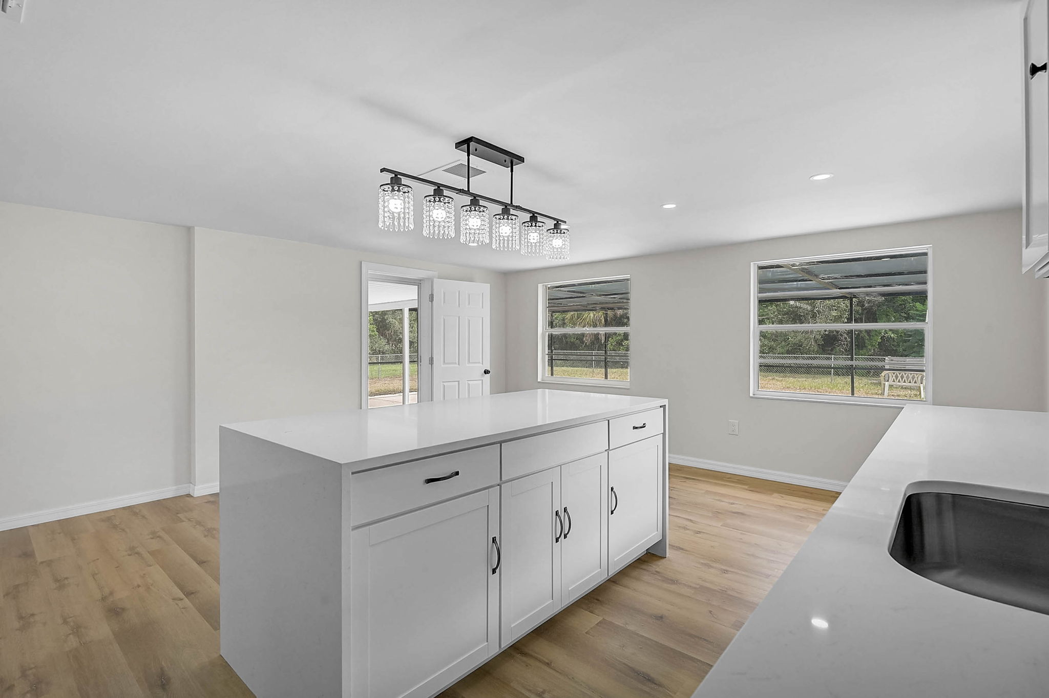 4603 Atlantic Ave-13