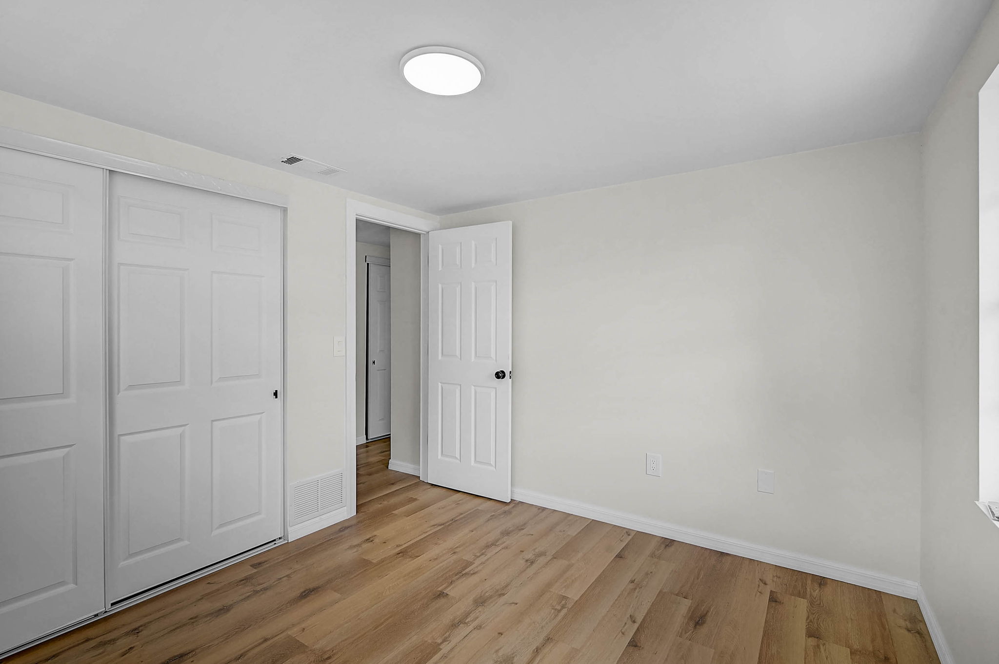 4603 Atlantic Ave-15