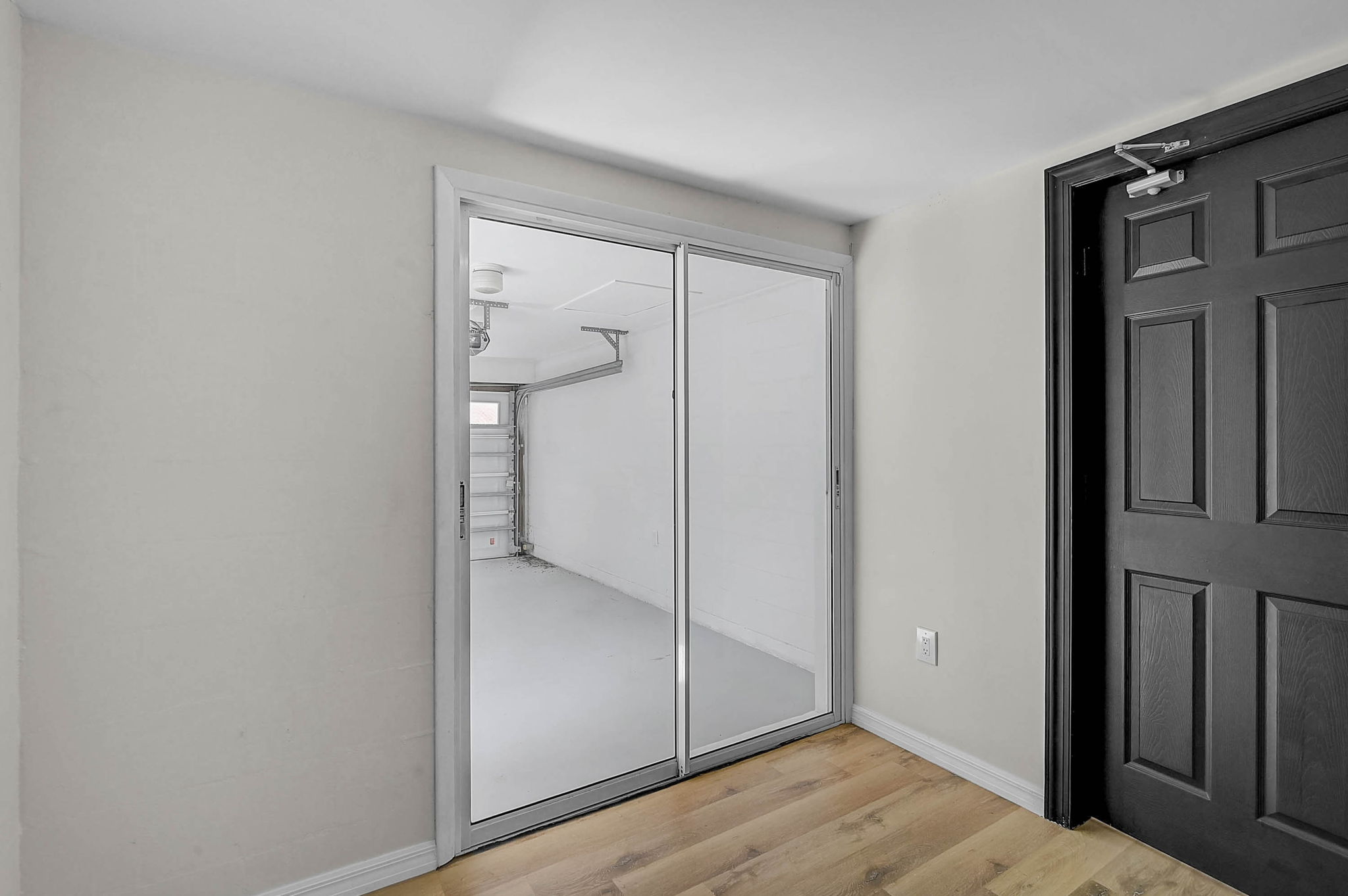4603 Atlantic Ave-17