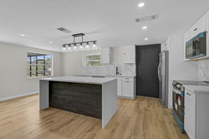 4603 Atlantic Ave-10