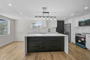 4603 Atlantic Ave-14