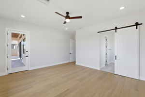 Primary Bedroom (3)