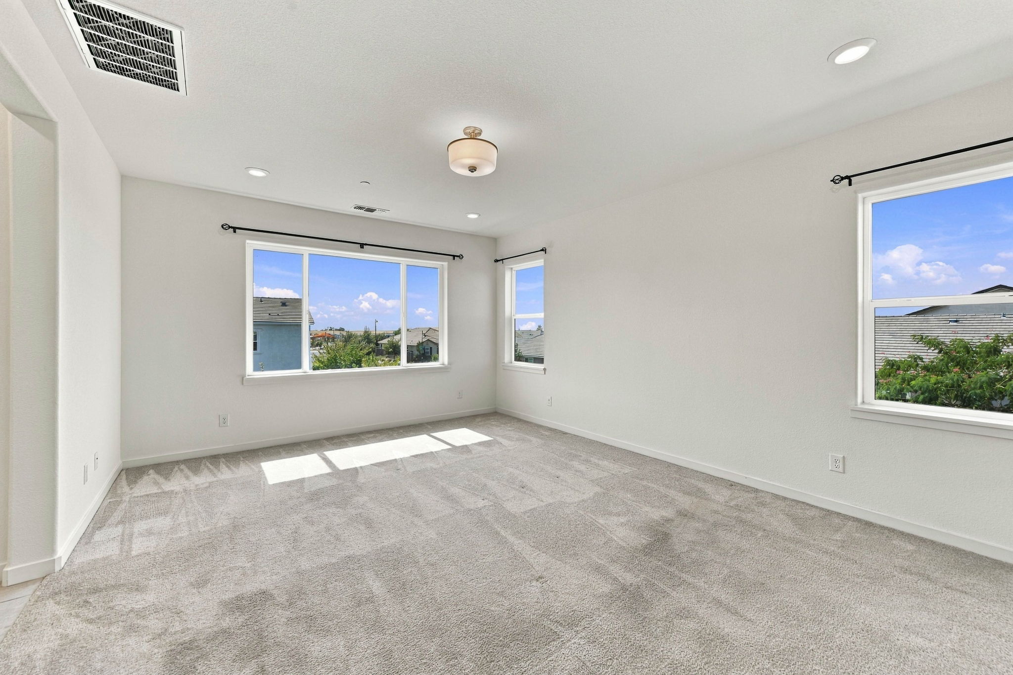 028_F8_4603 Flagstaff Dr